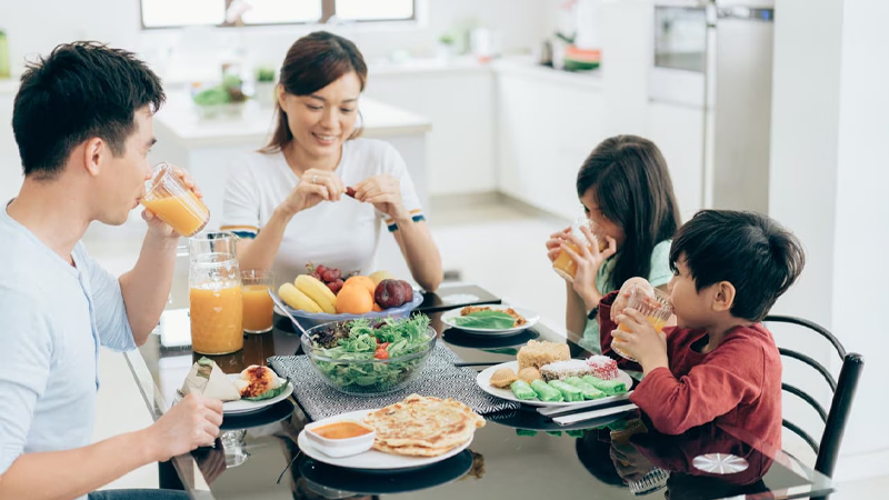 Menerapkan Pola Makan Sehat di Rumah – Tips dari PAFI Banggai